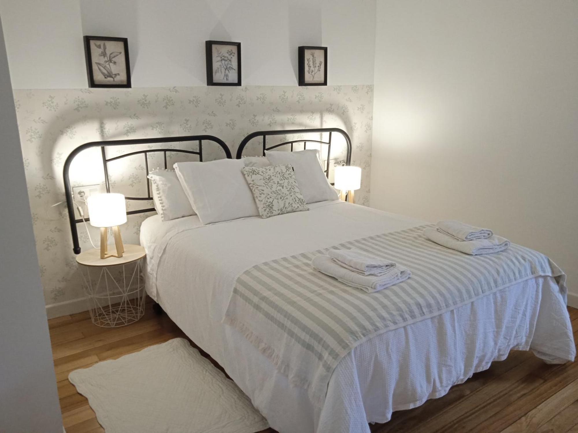 Vicario Etxea Villa Concha  ภายนอก รูปภาพ